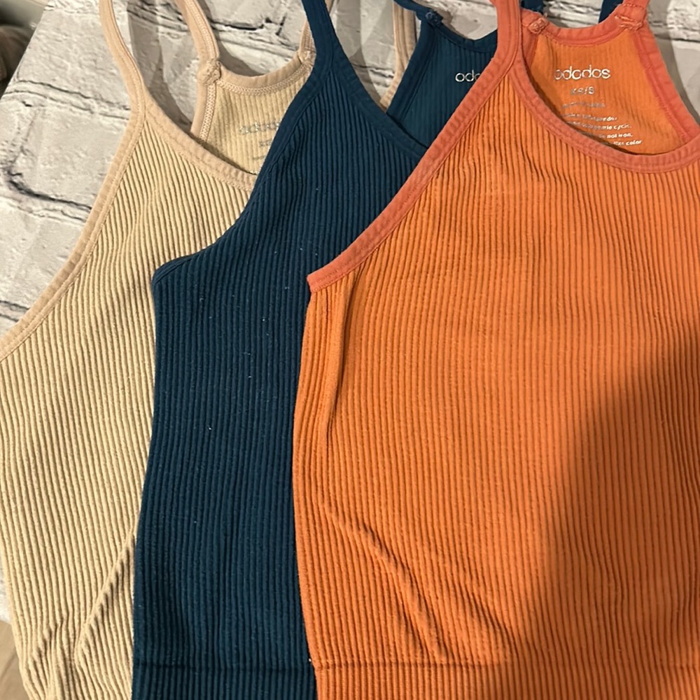 ODODOS tank top bundle